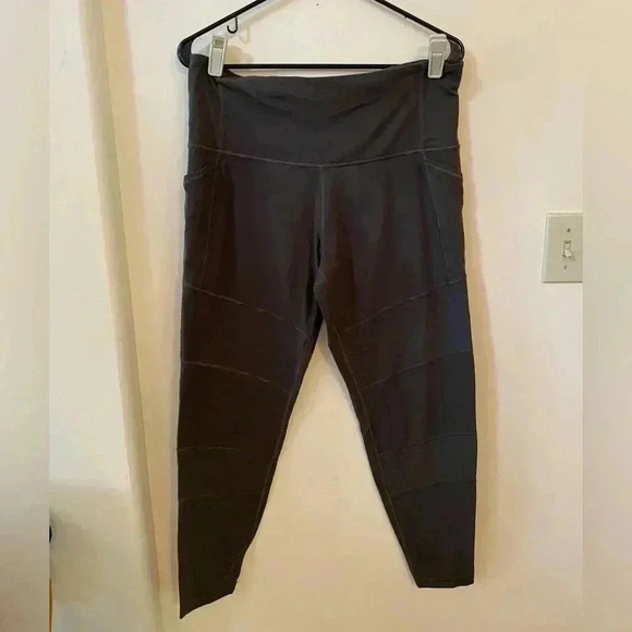 ATHLETA INCLINATION MOTO TIGHT LEGGINGS IN ARBOR OLIVE SIZE 1X - Picture 7 of 7